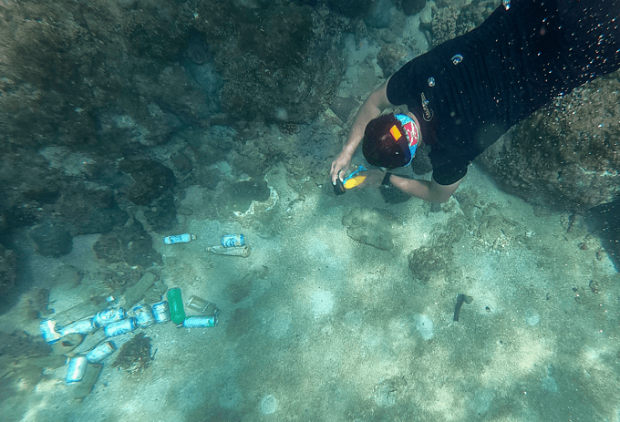 Under the sea, an ocean of trash: cleanup volunteer