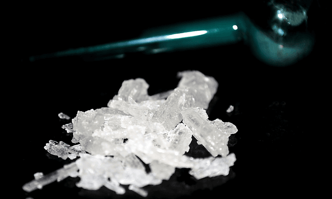 Vietnam sentences former police officer to death for trading drug