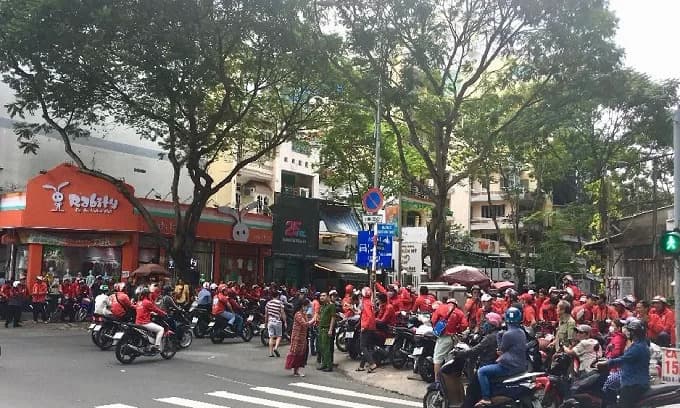 Go-Viet drivers protest extra work for less bonus