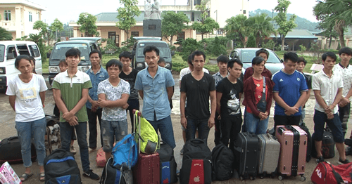 China deports 30 illegal Vietnamese workers