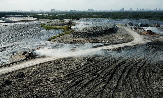 Modernize or close down, HCMC chairman warns waste treatment plants