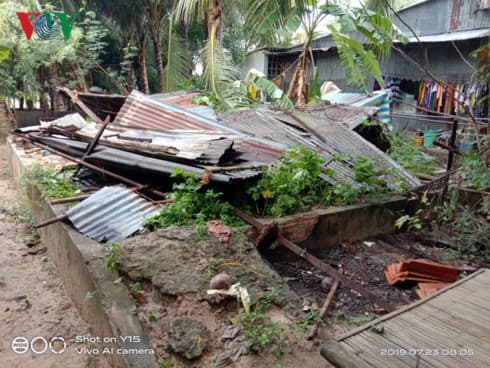 Torrential rains displace hundreds of households in An Giang
