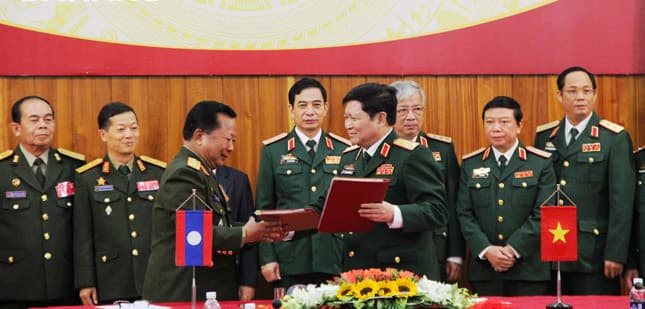 Vietnam, Cambodia step up defence links