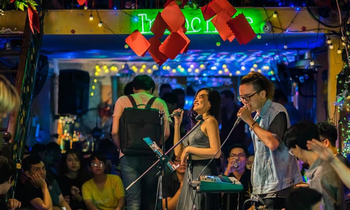 Vietnam wants to offer nightlife to attract tourists