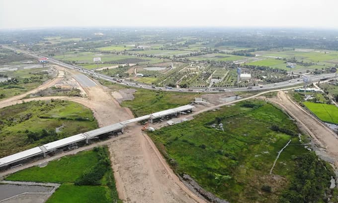 Expressway work runs into financial roadblock