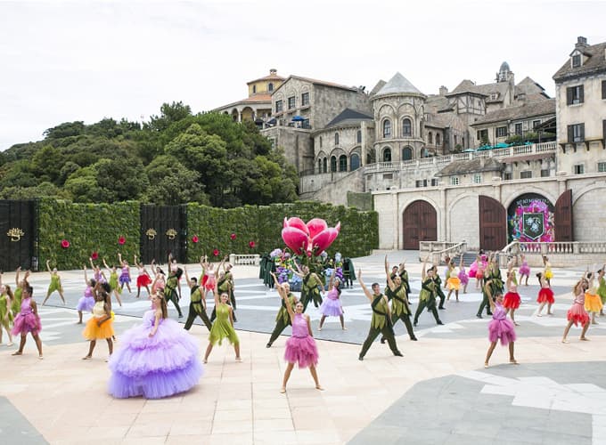 Modern theme parks add value to Vietnam’s tourism hotspots