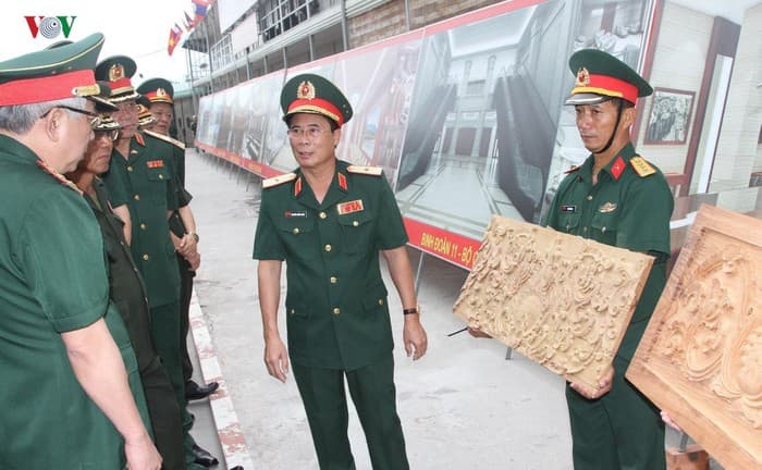 VN, Laos hold first defence policy exchange