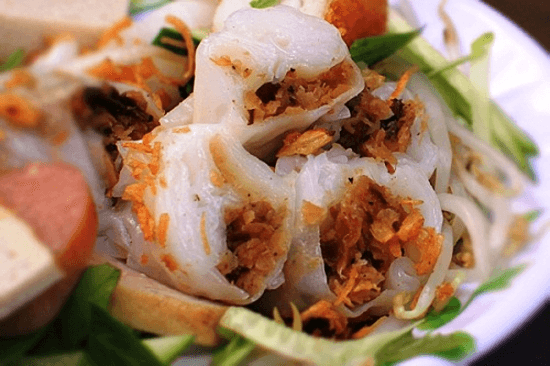 Looking for new options for lunch, try these dishes in central Saigon