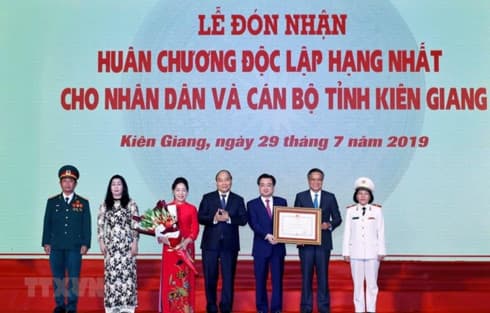 PM lauds Kien Giang for impressive progress