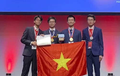 Vietnam finishes fifth out of 80 teams at International Chemistry Olympiad
