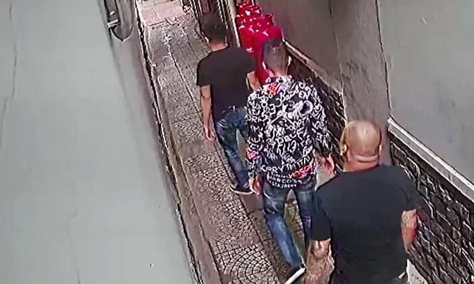 Five suspects arrested for vandalizing Saigon pho shop