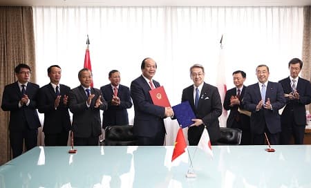 VN, Japan sign MoC on e-Government development