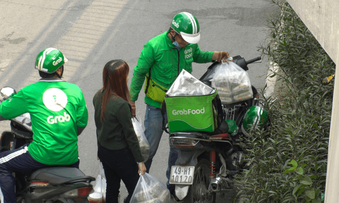 Vietjet Air, Grab, Swift247 to launch express delivery service