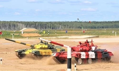 Vietnamese tank crew lead group at International Army Games semis