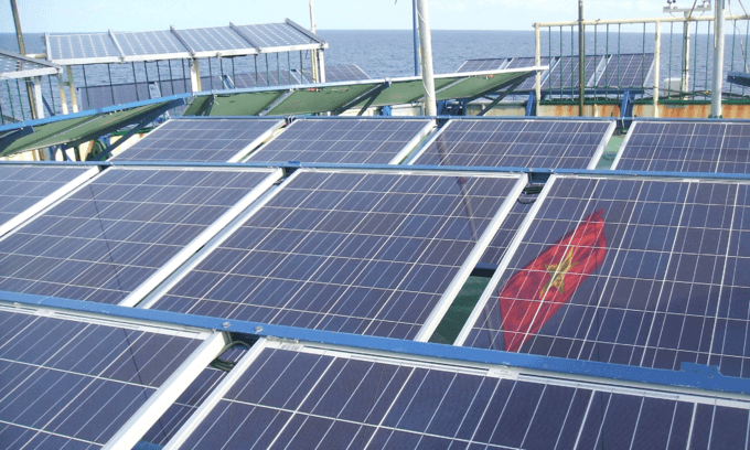 Solar power firms see revenue surge in H1