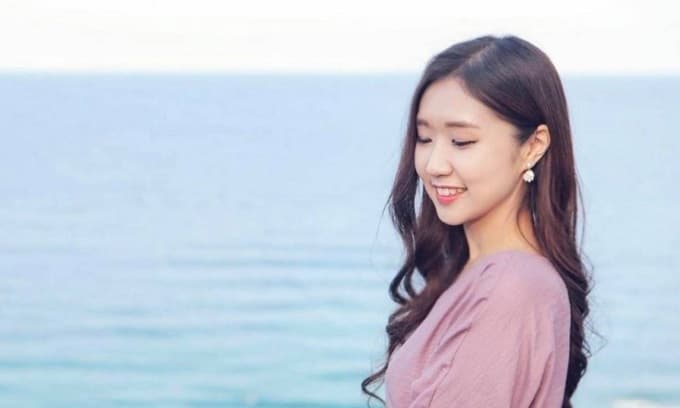 South Korean singer uses music to improve Vietnamese skills