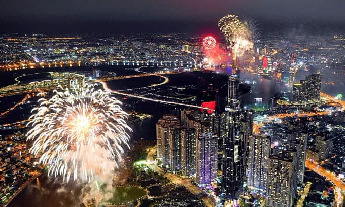 Saigon prepares for fireworks to celebrate National Day