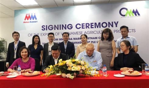 Deal signed to boost Vietnamese farm produce exports to Singapore