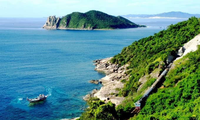 Lonely Planet names Vietnam’s north-south rail journey among world’s best
