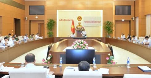 Implementation of regulations on foreigner management reviewed