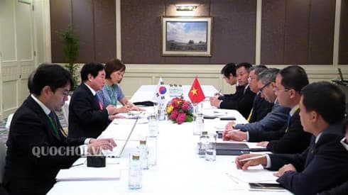 Legislator meets RoK, Lao delegates on AIPA 40 sidelines