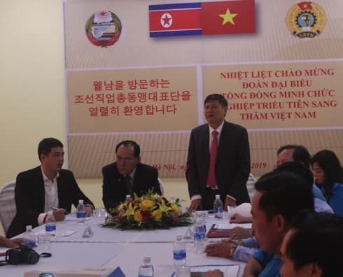 DPRK trade union delegation visits Ha Nam