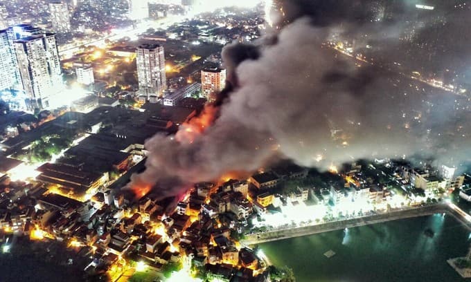 Hanoi light bulb warehouse blaze destroys two thirds of stocks