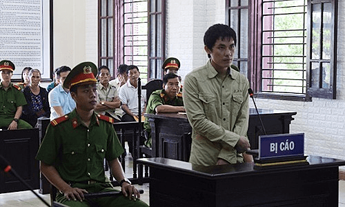 Laotian man caught in Vietnam with 300 kg of meth gets death sentence