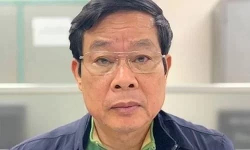 Former minister accepted $3 mln bribe in TV acquisition case