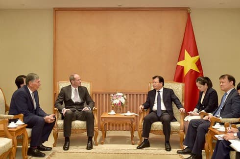 Deputy PM urges British conglomerate to invest more in Vietnam