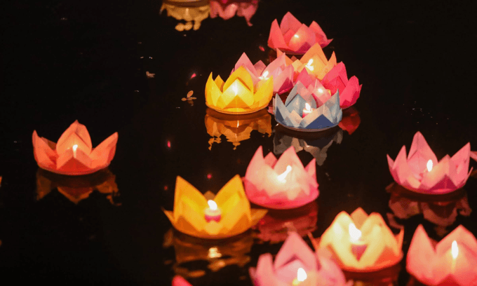 Don't float plastic lanterns on rivers, says Buddhist Sangha