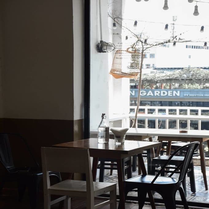 Explore five cafés on Saigon’s walking street