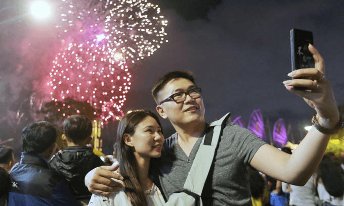 Vietnam labor union suggests three more public holidays