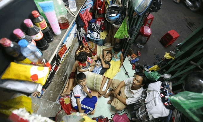 Saigon authorities admit to shortage of housing for low-income earners
