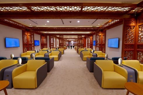 Vietnam Airlines inaugurates four-star lounge at Danang airport