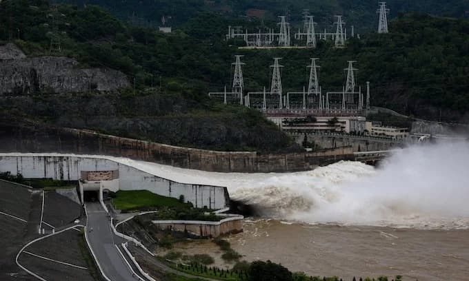 Vietnam state utility EVN to borrow $278 mln to expand hydro plant