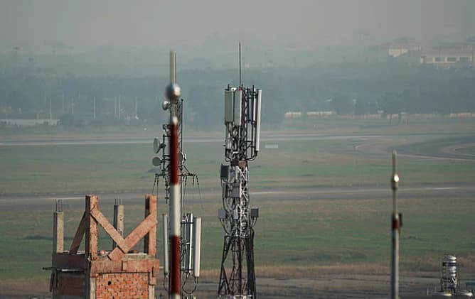 Malaysian telecom infrastructure provider mulls Vietnam entry