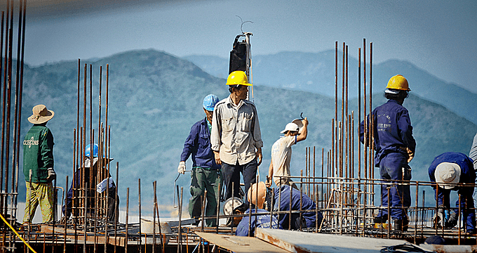 Top managers in Vietnam earn $478 a month: government report