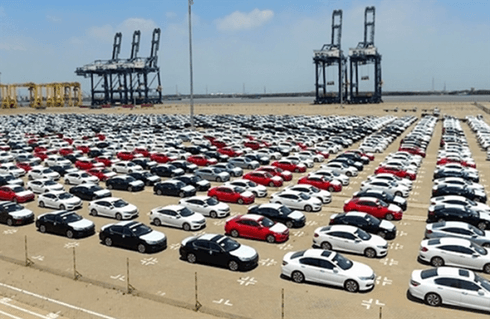 Vietnam’s car imports soar in first nine months