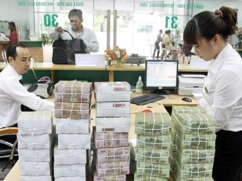 Banks get more support to cut interest rates
