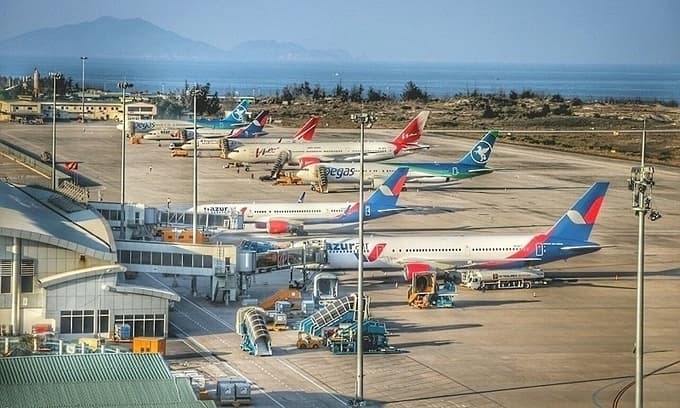 Cam Ranh airport to open second runway next week