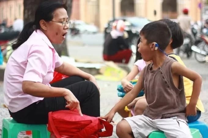 Healthcare service stays muted for deaf people