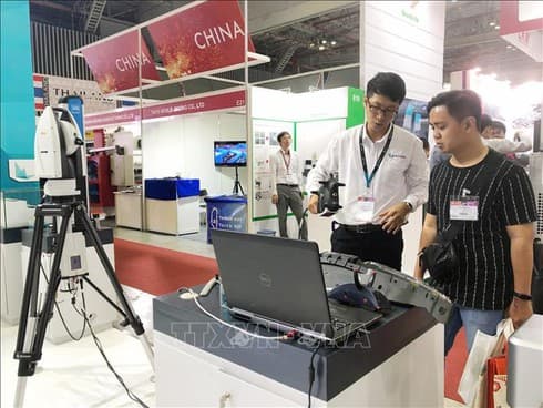 International expos on supporting industry get underway in HCM City