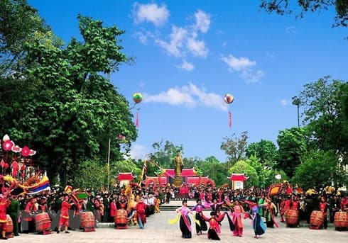 Hanoi works hard to enhance people-to-people diplomacy