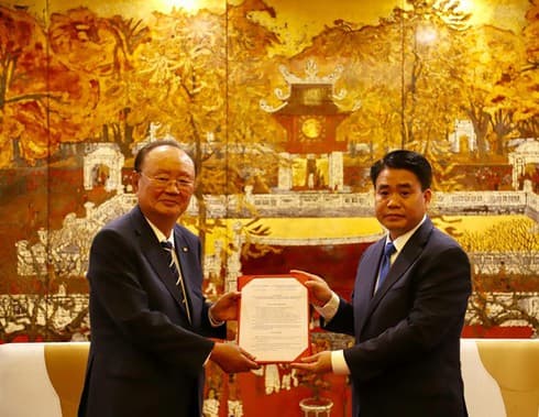 First horse racing course licensed in Vietnam