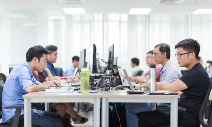 Non-banking financial sector to pay highest bonuses in 2019: survey