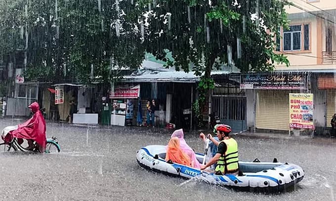 Three killed as prolonged rains ravage Vietnam province