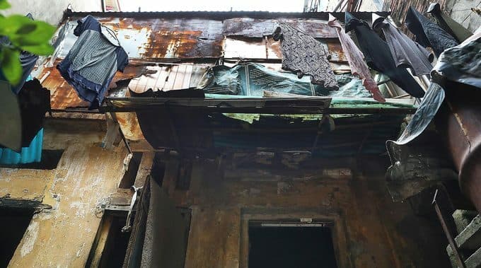 Hanoi couple lives atop a loo for 44 years