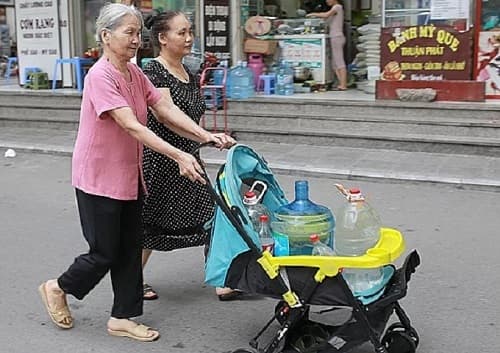 Water shortage reminds Hanoians of decades past