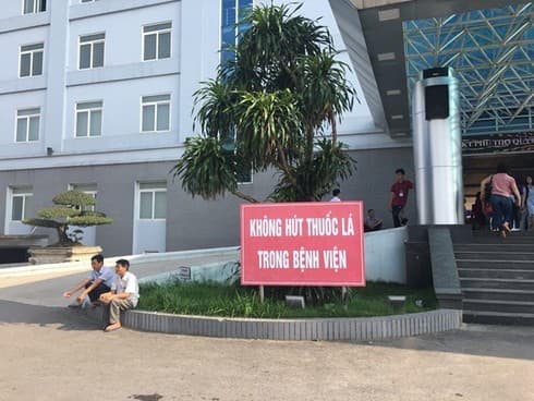 Hanoi, HCM City build smoke-free environments in public areas